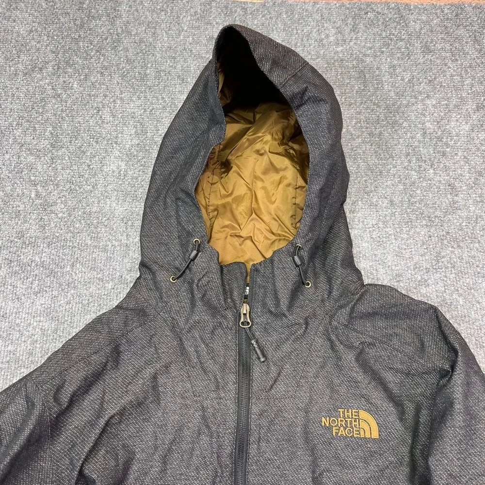 The North Face Jacket Mens Small Gray Hooded Insulated Full Zip Outdoor Hiking